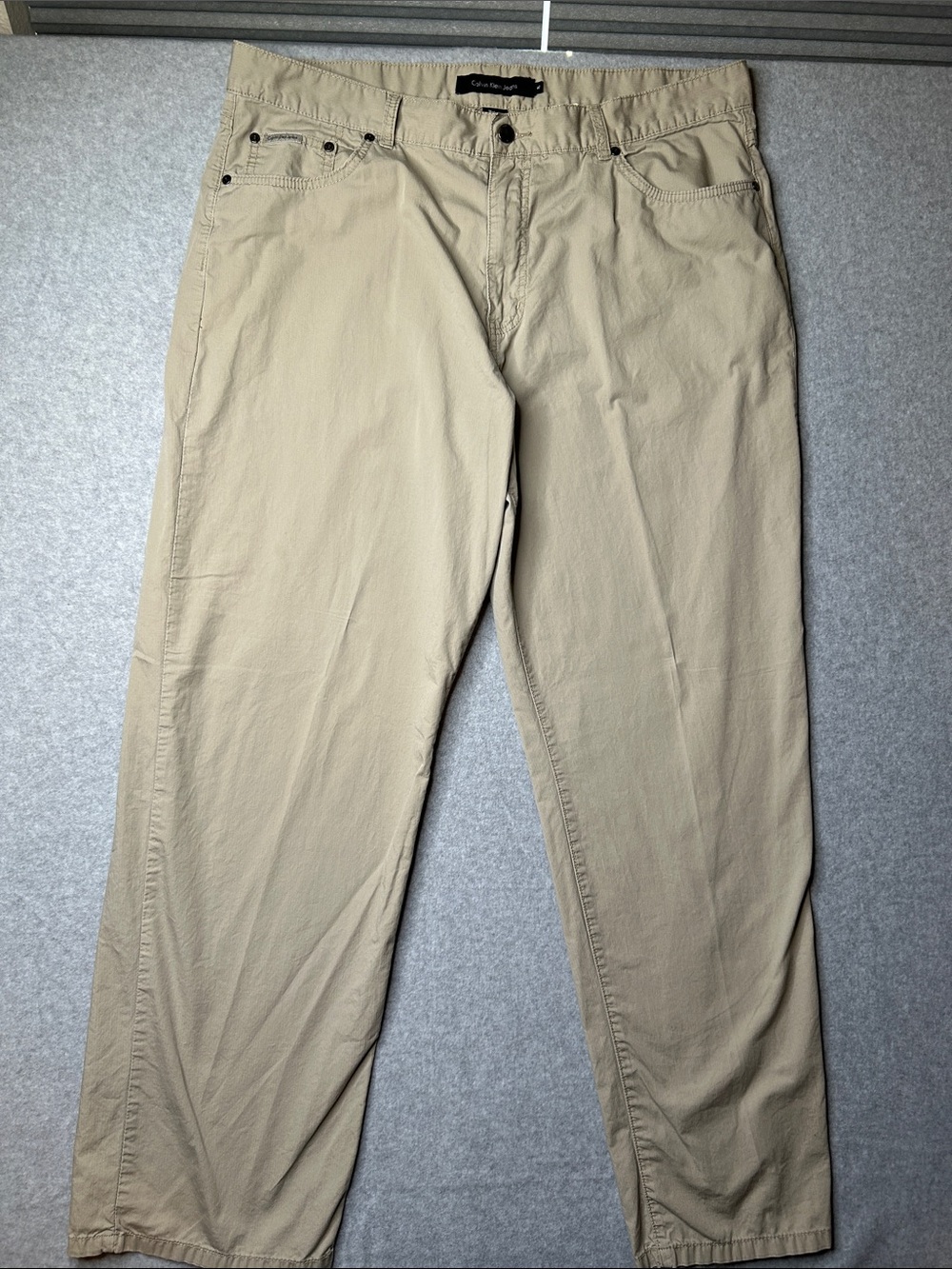 Calvin Klein Men's Tan Khaki Chino Pants